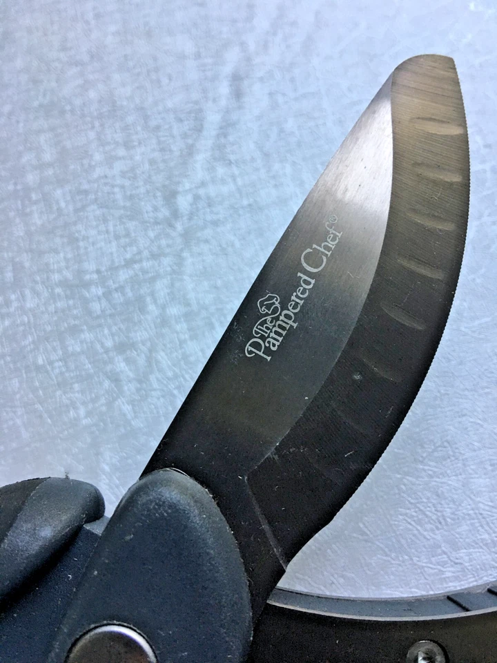 Pampered Chef 18A Salad Chopper Shears Scissors Double Blades With Handle Lock - Image 2 of 4
