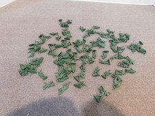 Lot Of 97 Minature Plastic Green Army Men 1" Tall