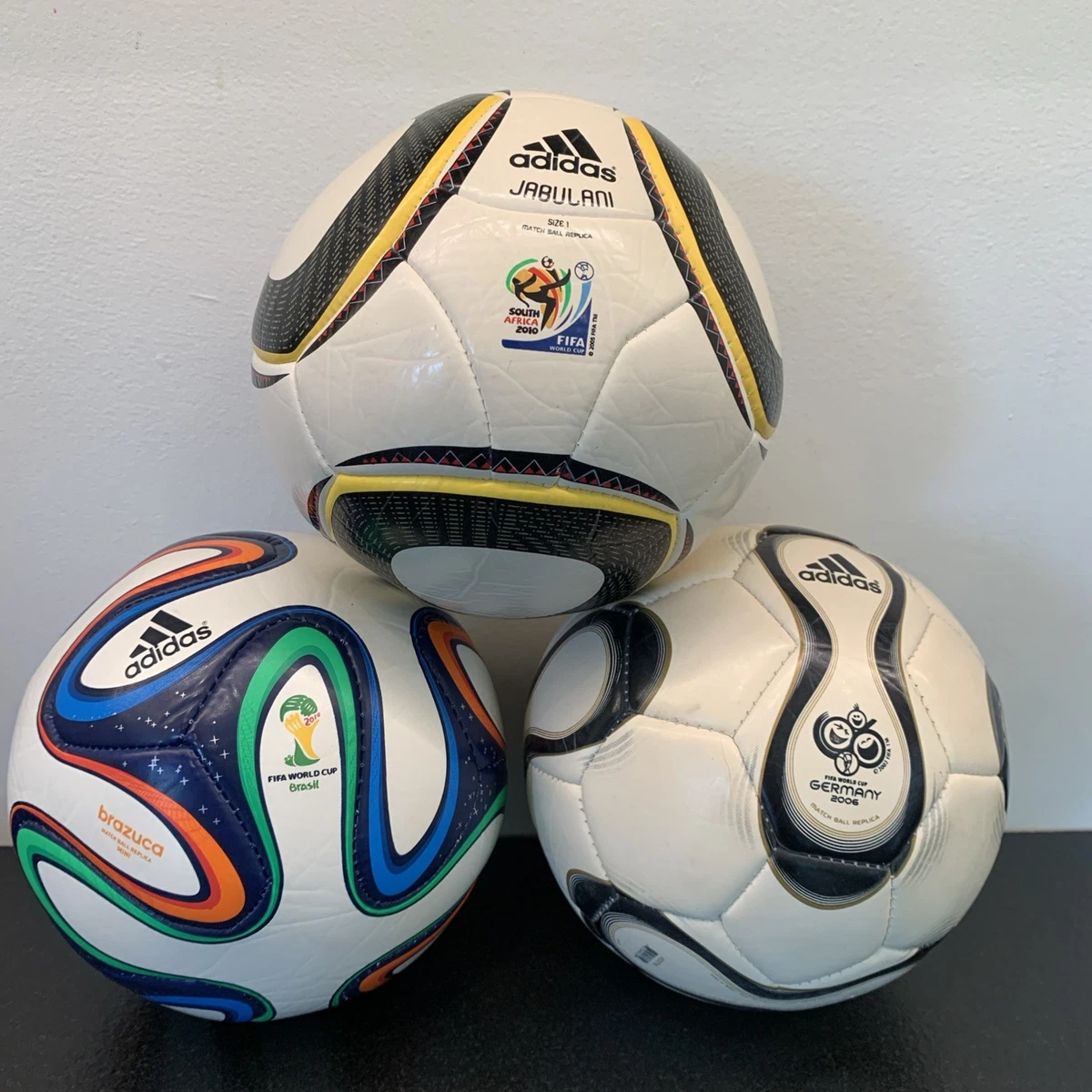 Preços baixos em Bola Adidas 2006 | eBay