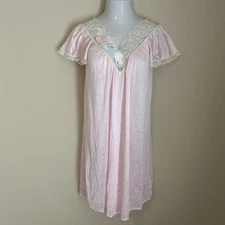 Vintage Val Mode Small Lingerie Silky Scalloped Nightgown Second Skin Pink