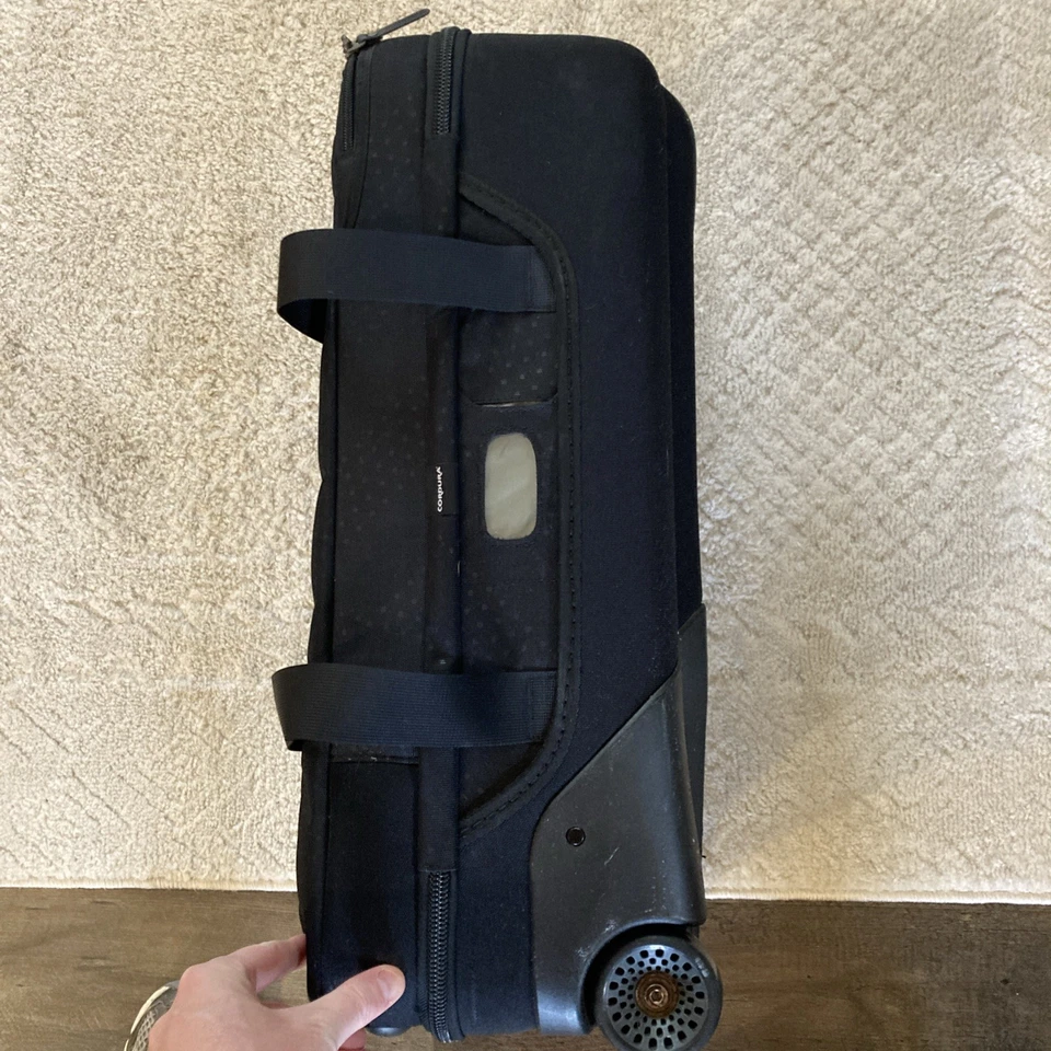 Nike Fiftyone49 Cordura Luggage Roller 22” Wheeled Carry On Suitcase Black - Image 2 of 4