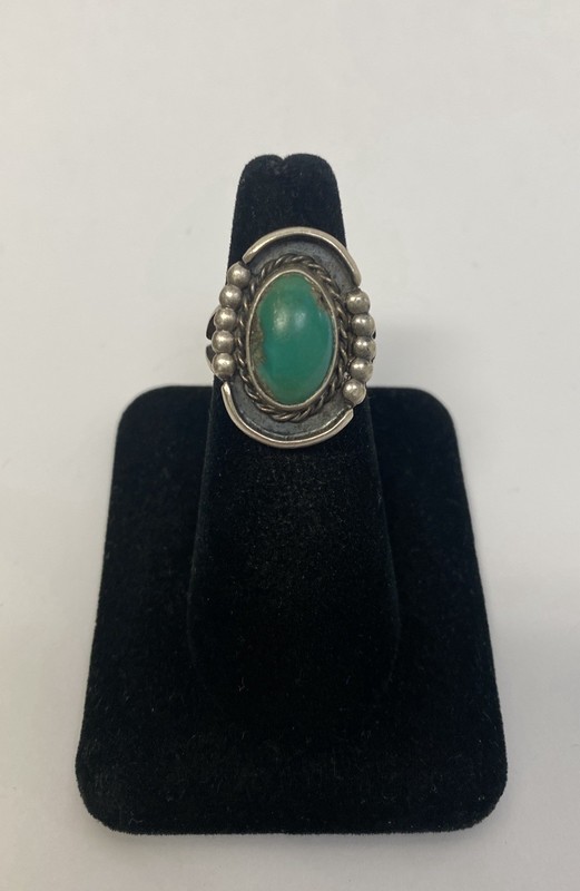 Vintage Native American Sterling Silver Turquoise Ring 7.3 Grams Size 7