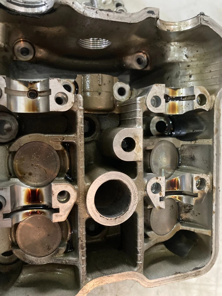 Arctic Cat 700 EFI 4X4 2008 08 culata válvulas motor Foto 2 de 4