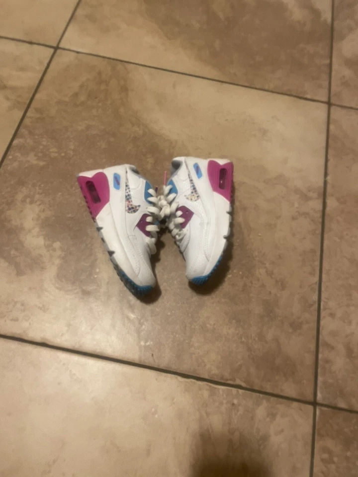 NIKE AIR MAX NIÑA BLANCO/MULTICOLOR AIR MAX 90 LTR SE 11C EXCELENTE ESTADO Foto 4 de 4