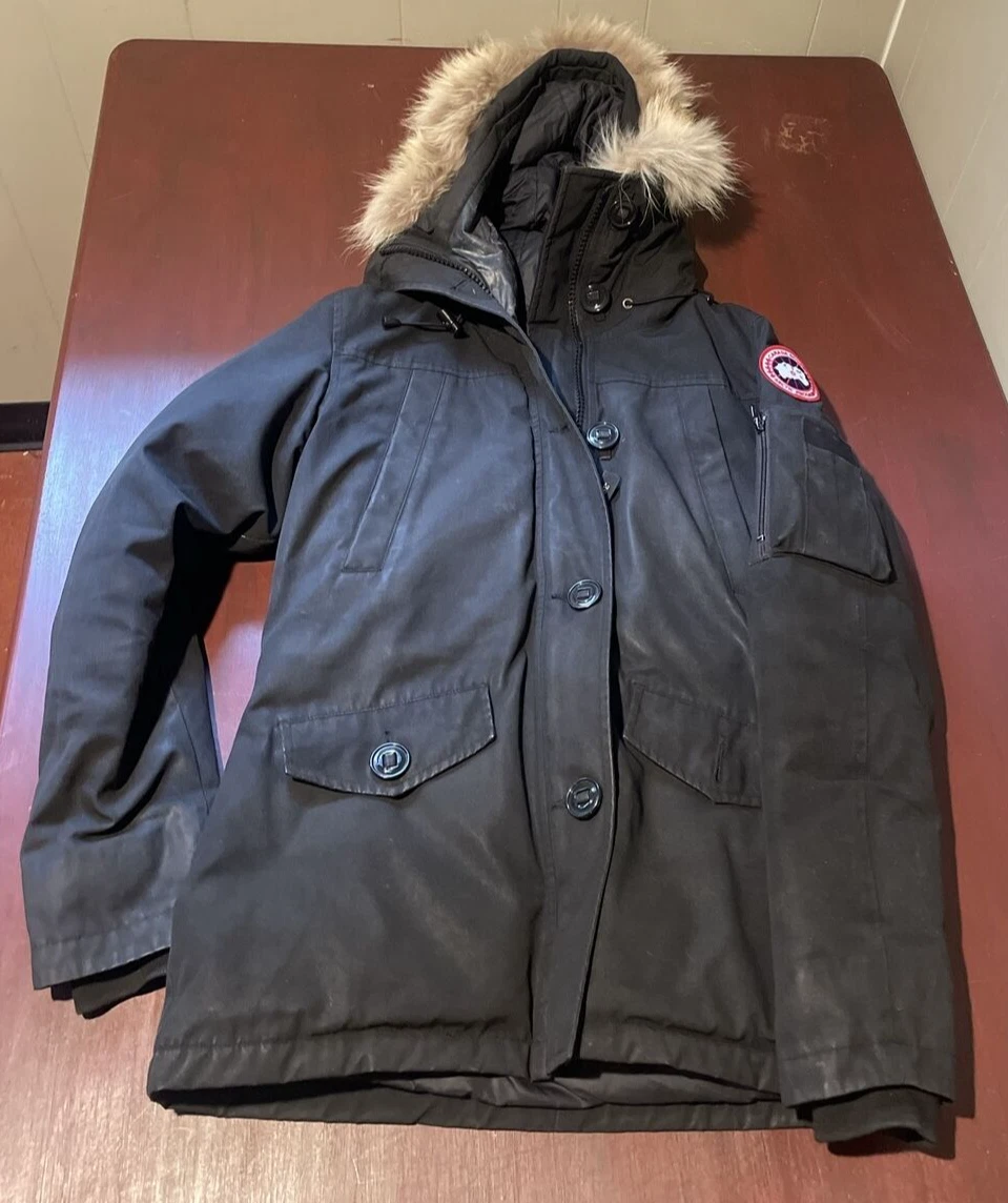 Canada goose parka with buttons sale