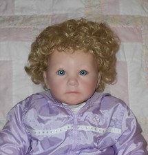 Playhouse VICKIE Doll Wig 14/15 BLONDE Full Head Short Loose Curly Hair B NWT