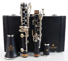 Victory Musical Instruments Triumph Series Student Bb Clarinet Nickel-platedKeys