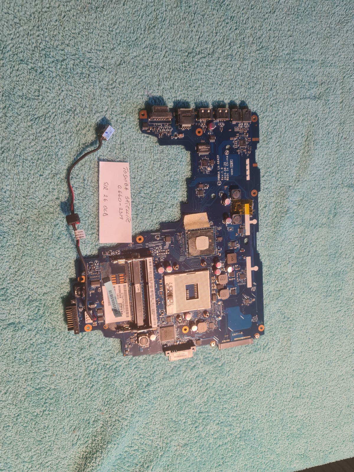 Foto 2 di 2