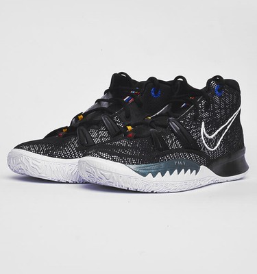 black youth basketball shoes