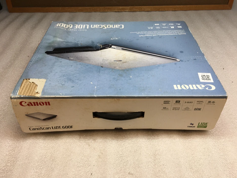 CanoScan Lide Scan 600 Flatbed Scanner with Software Manual Cable and FAU - Image 4 of 4