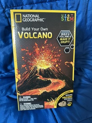 National Geographic Build Your Own Volcano STEM - BRAND NEW