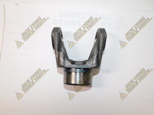 5-4-4391 New Dana Spicer END YOKE - OEM - Picture 4 of 5