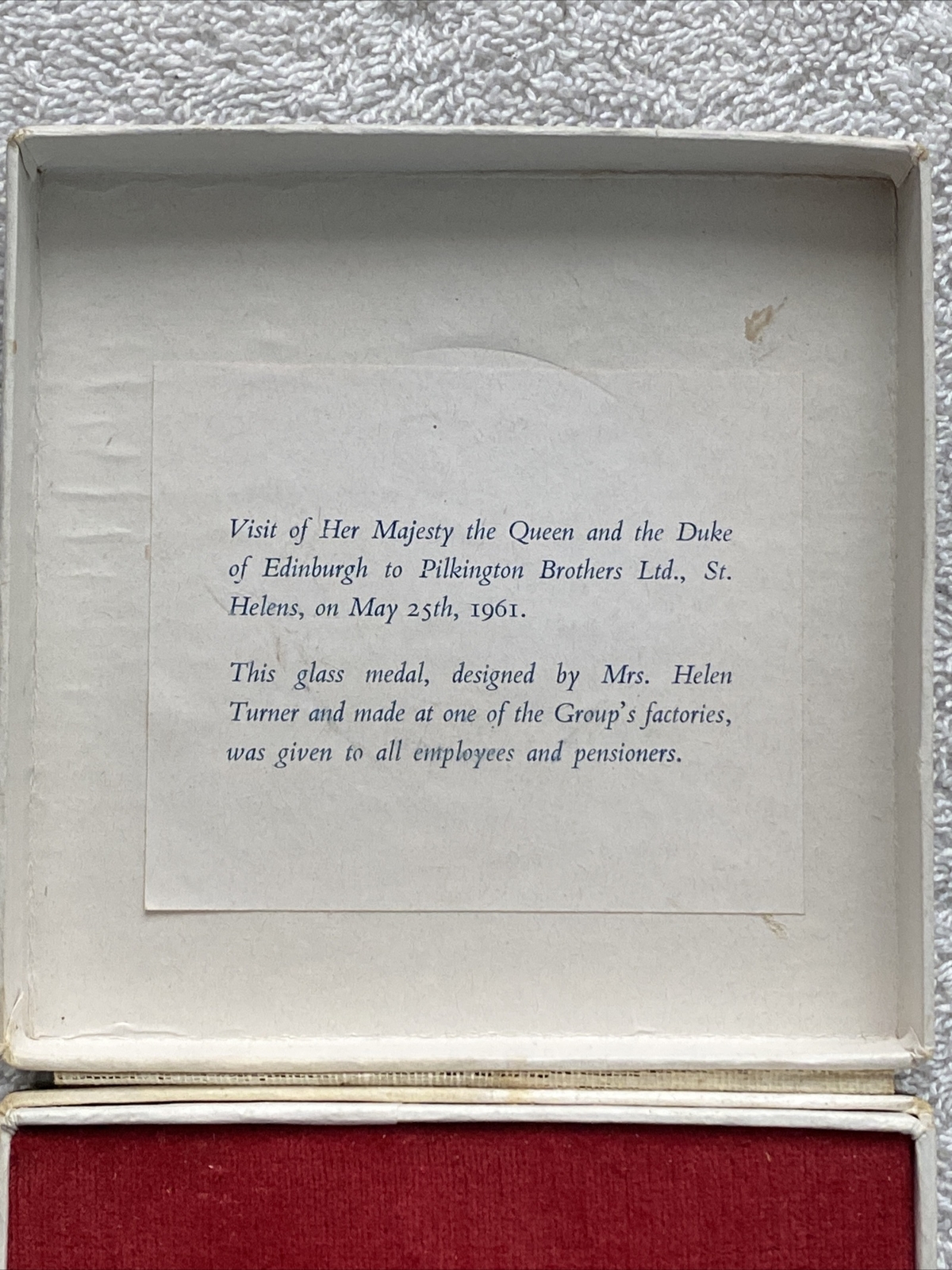 Royal Glass Commerative Medal Queen Elizabeth Visit ToPilkingtons St Helens 1961