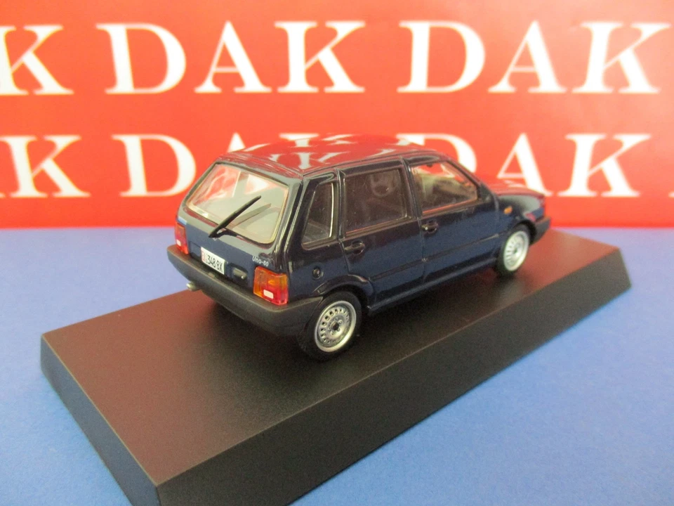 Die cast 1/43 Modellino Auto Carabinieri Fiat Uno 60 1985 blu - Immagine 3 di 3