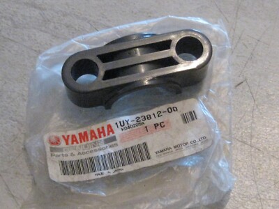 YAMAHA YFZ/YFU1/YFS/YFM/YFB/YFA1 STEERING COLUMN BEARING HALF NOS!