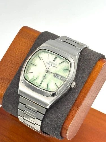 Vintage seiko 33mm Men Quartz Watch for Parts not working -f1306