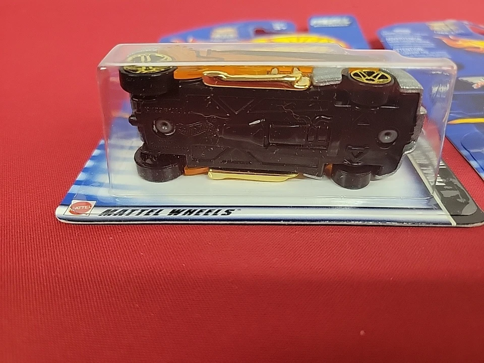 Hot Wheels Final Run Twang Thang #199 ,Duesenberg Model J 1931 #202 - Image 4 of 4