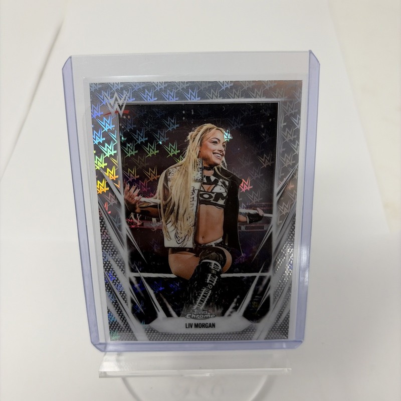 2026 Topps Chrome WWE Liv Morgan #17 Logofractor Wrestlemania World Exclusive 