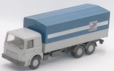 WIKING camion de livraison MERCEDES BENZ en HO 1:87eme - Photo 1/2