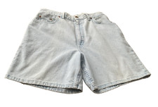 Vintage 90s Chic Light Blue Wash High Waisted Rise Denim Jean Mom Shorts Size 12