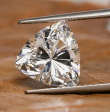 Lab-Grown Loose CVD Diamond 1 Pc Trillion Cut 4 mm D Color IF Clarity Certified