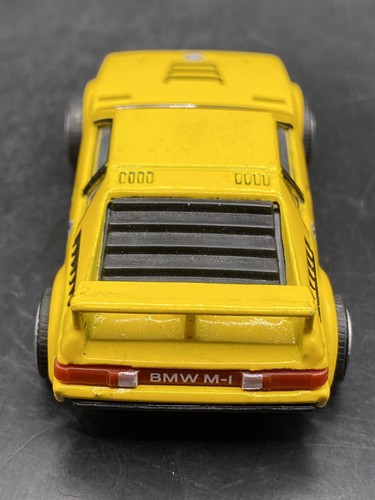 Vintage 1981 BMW M-1 Matchbox World Class Real Riders Yellow VTG Toy Car - Picture 6 of 7
