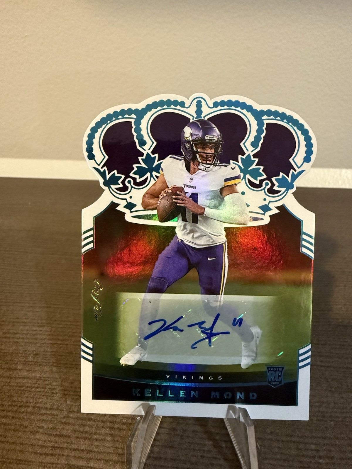 2021 Panini Chronicles Kellen Mond 1/1 Platinum Crown Royale RC Rookie Auto
