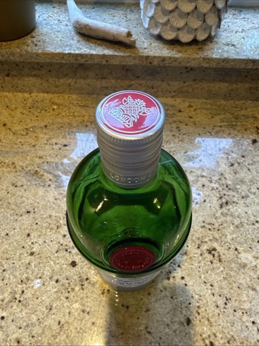 Tanqueray Gin Bottle EMPTY 1 Litre Green Glass for Display, Craft or Collectors - Picture 6 of 6