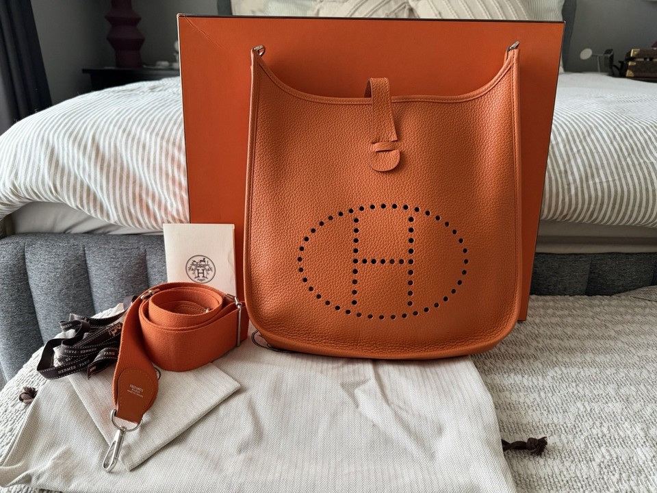 HERMÈS Evelyne GM Orange 