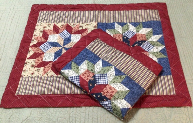 Quilt-Print Pillow Shams Pair Standard Size NEW (2)