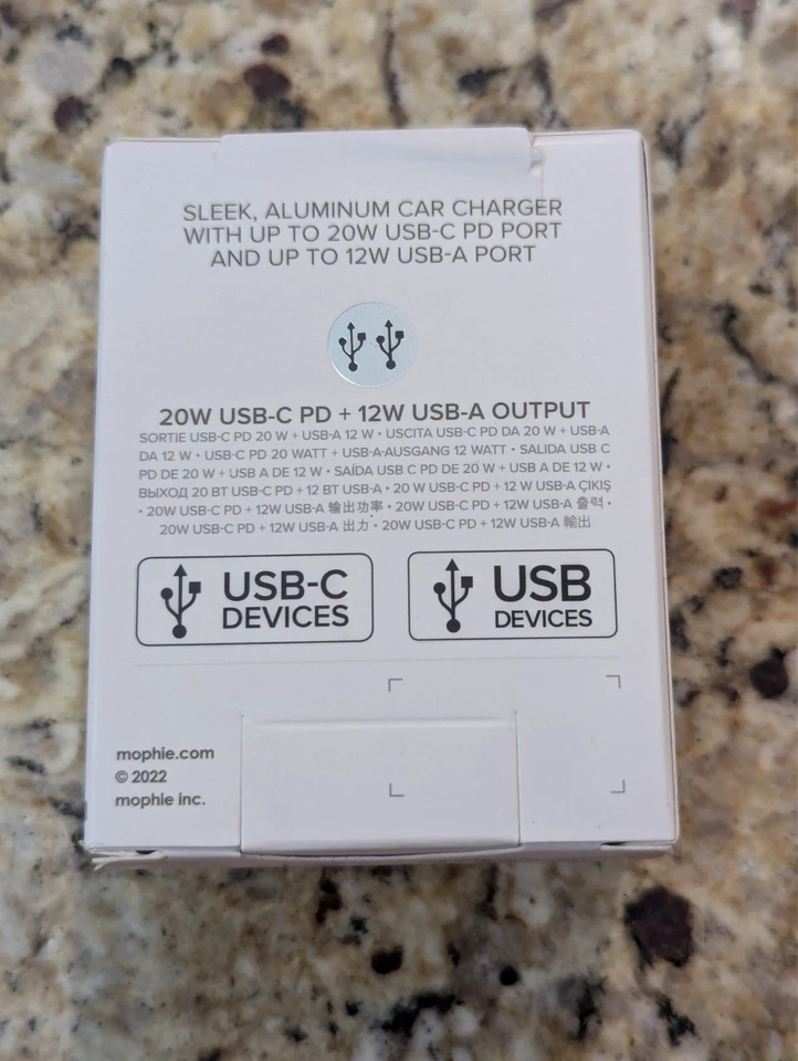 Автомобильное зарядное устройство Mophie Dual USB-C USB-A 32 Вт алюминиевое зарядное устройство серебристое - Изображение 3 из 4