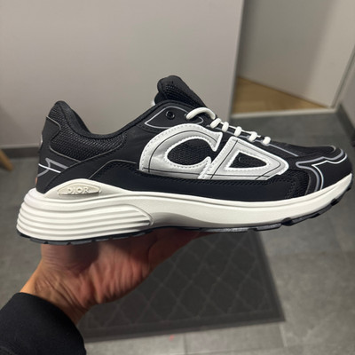 HERRENSCHUHE DIOR B30 SNEAKER GRÖSSE 43 SCHWARZ WEISS NEU OVP HERREN LUXUS