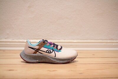 Nike Air Zoom Pegasus 38 WMNS Running Club Grau Gr. 36,37,38,39 NEU DO2337 100