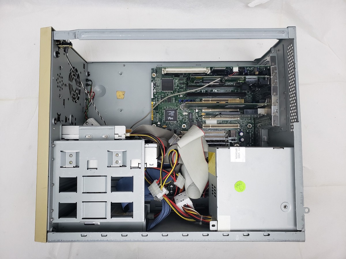 Windowsデスクトップ NEC PC 9821 HDD200M RAM6M win95 office