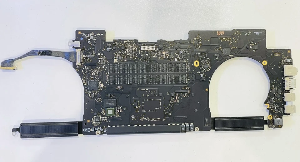 Apple MacBook Pro 15" Retina A1398 Late 2013 Logic Board Core i7 8GB - Image 3 of 4