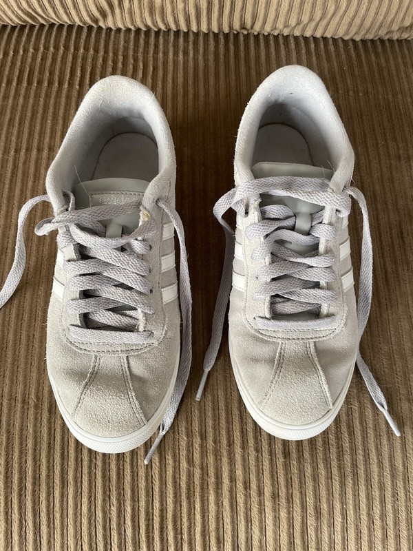 Size 6 - adidas VL Court 2.0 Gray. Pre-owned. Good condition