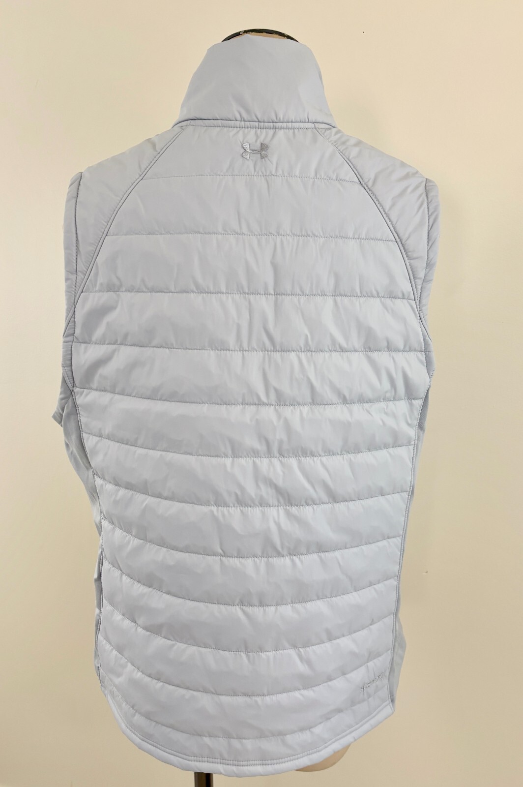 UNDER ARMOUR GOLF ATLAS NWT Women XL Gray Full Zip Insulated TPC Scottsdale Vest thumbnail 4