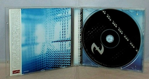 EVANESCENCE Fallen CD Album 12 Tracks WIND UP Epic 510979 9 2003 Asia VG+ - Picture 3 of 4