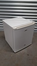 Igenix IG3711 Mini Table Top Fridge White
