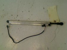 Verin de hayon / de capot Opel TIGRA