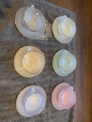 Vintage ARCOPAL France Tasse Untertasse SET Demitasse rosa blau grün pastell Goldrand