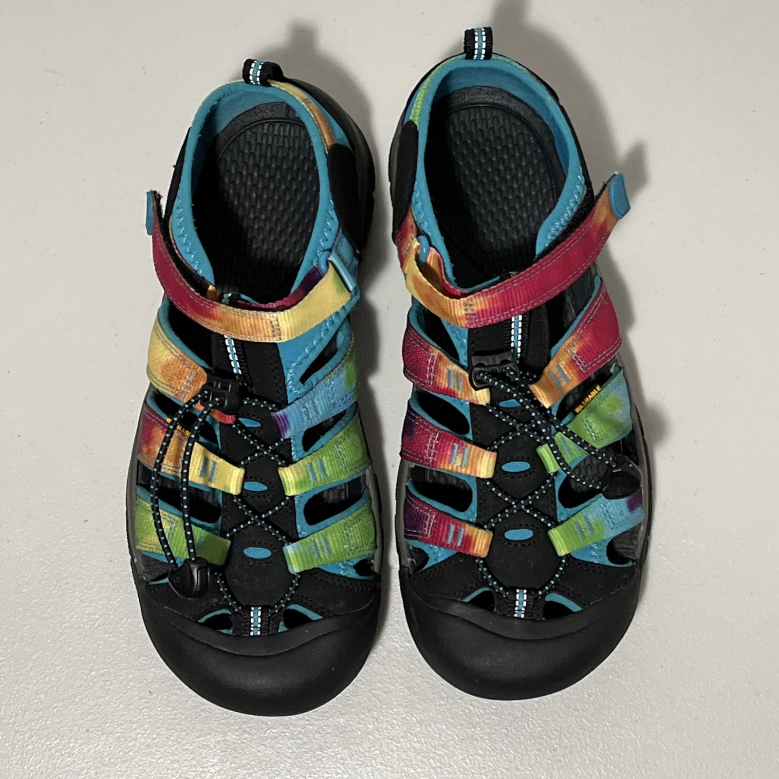 Sandali Keen Newport H2 donna taglia 9 gioventù 7 arcobaleno tie dye scarpe acqua usate in ottime condizioni!