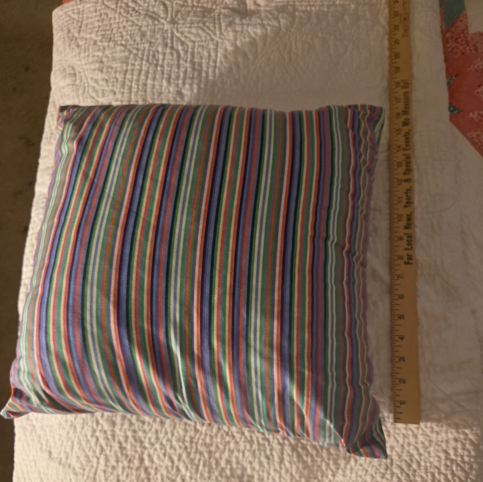 Vintage Dresden Plate Pillow, primitive vintage decor - Image 3 of 4