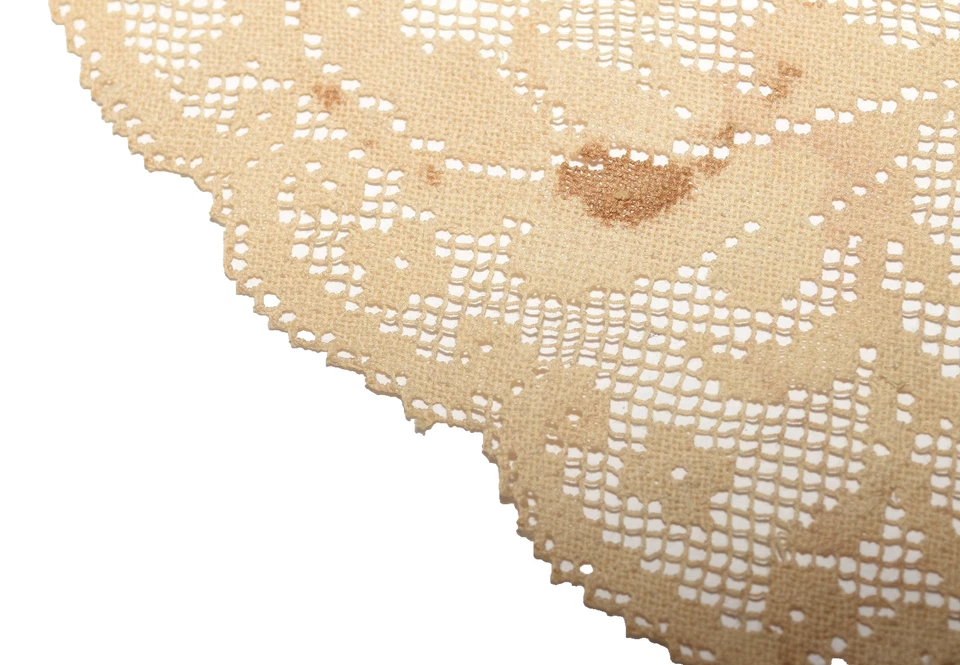 Vintage Ecru Lace Oval Floral Swirled Design Scalloped Edges Table Runner 15x24 - Image 4 of 4