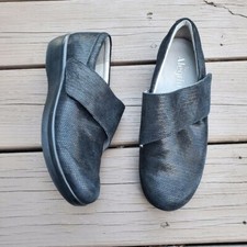 Alegria Qin TRAQ Bob And Weave Shiny Black Suede Leather Upper Comfort Loafers