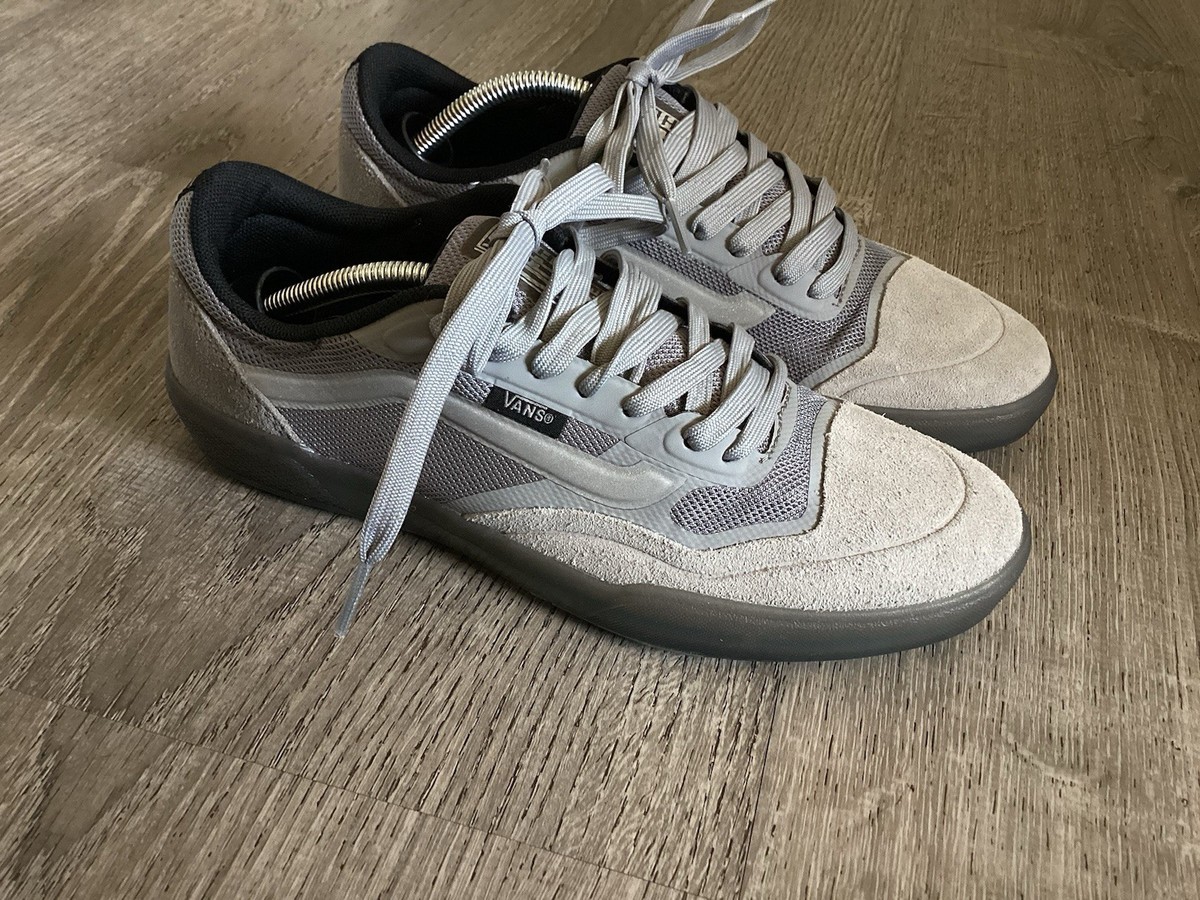 Vans Ave Pro Low Mens Size Reflective Grey Suede Sneakers