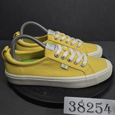 Cariuma Shoes Womens Size 8.5 Yellow Canvas Low Top Sneakers XS 100103Y01W