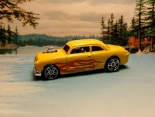 SHOE BOX 2000 Hot Wheels First Edition Series Yellow (PR5 Wheels)