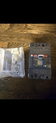 ABB SACE Tmax XT1H 125 Circuit Breaker 100-1000A 3-Pole 240V 