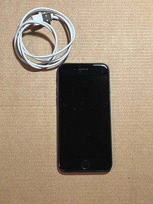 スマホアクセサリー iPhone 7  Black 32GB  au s-l400.jpg